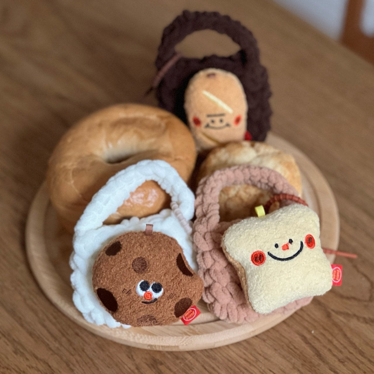 Bakery Keyring & Earbuds case 🍞🥐
