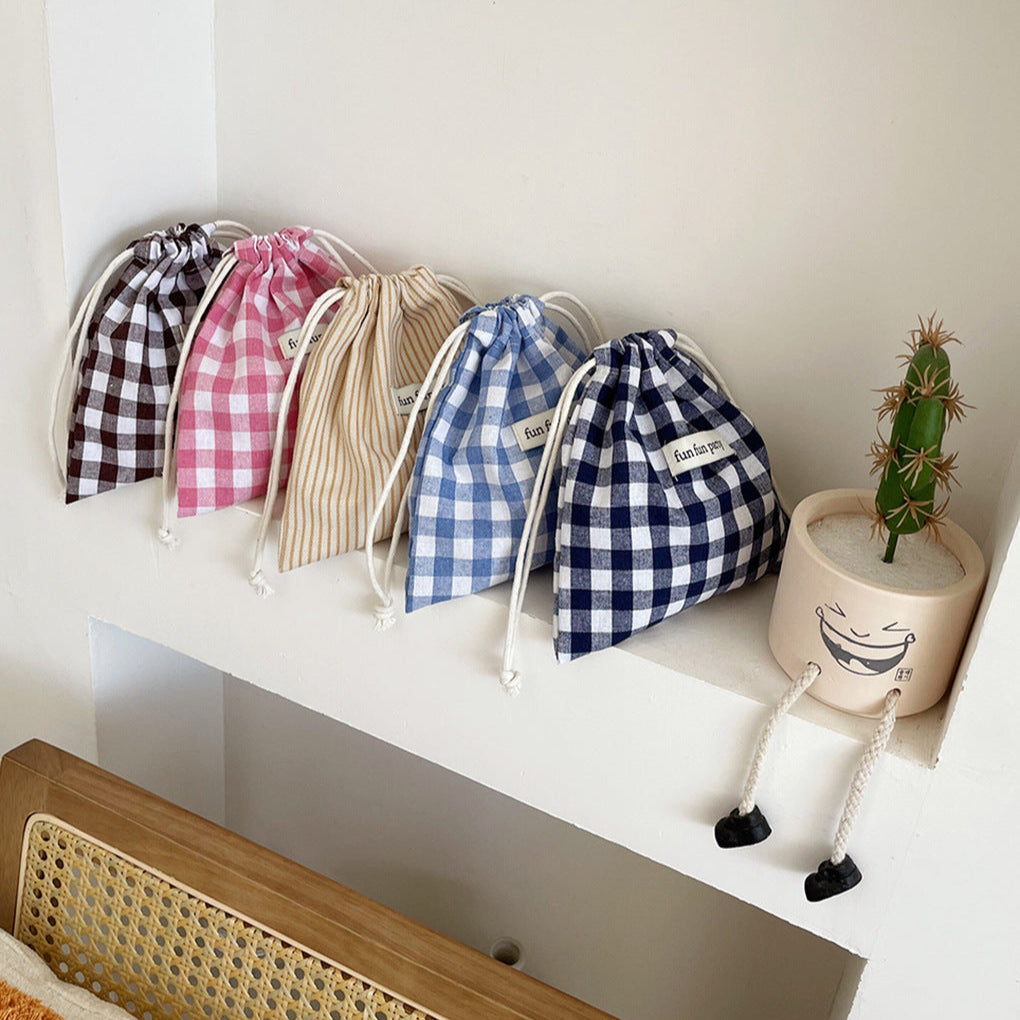 Checkered Drawstring Pouch 🏁