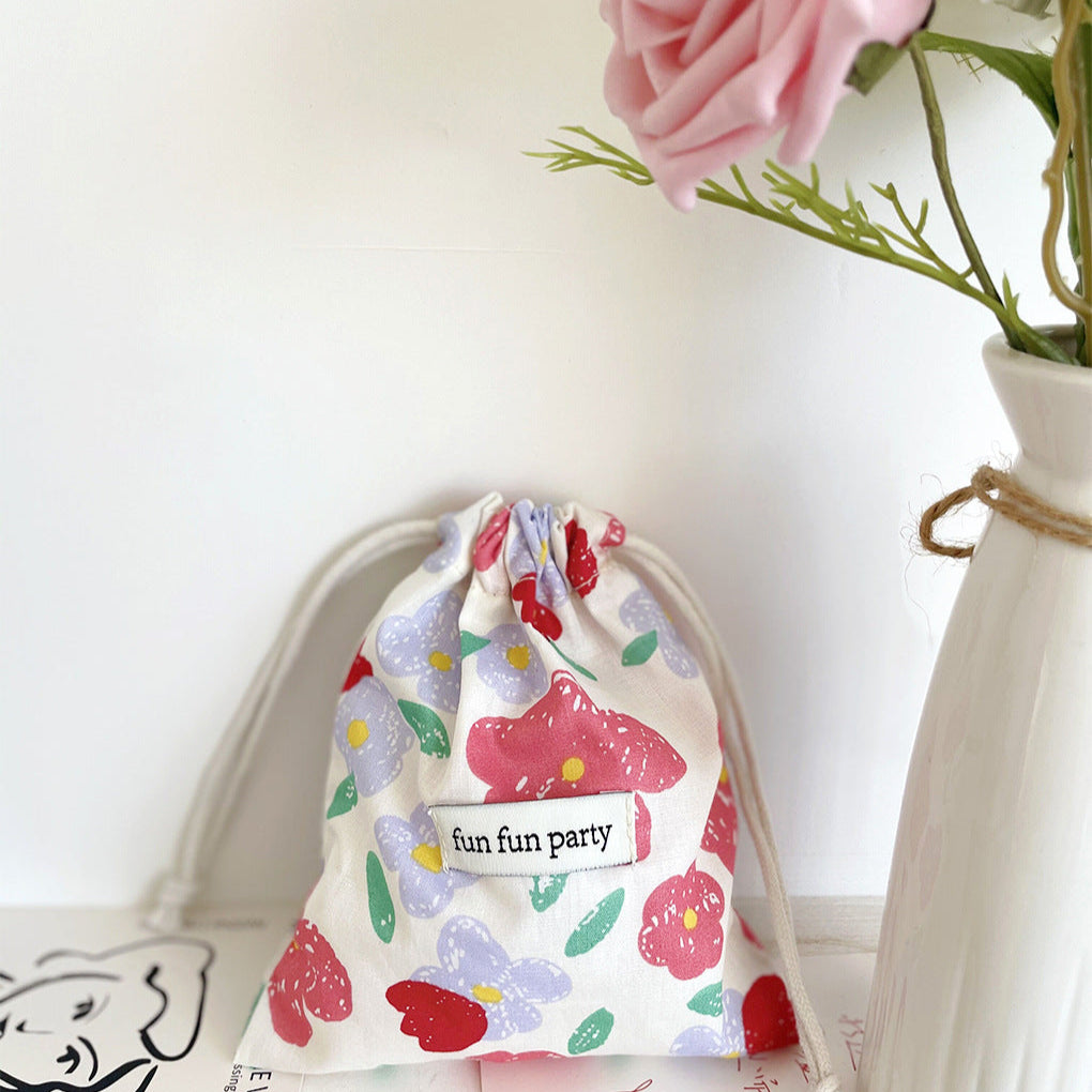 Floral Drawstring Pouch 🌸