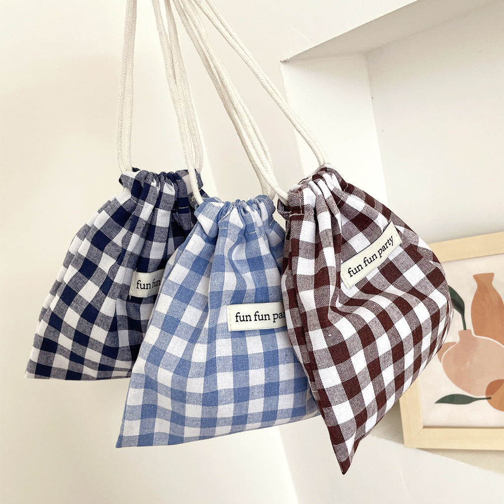 Checkered Drawstring Pouch 🏁